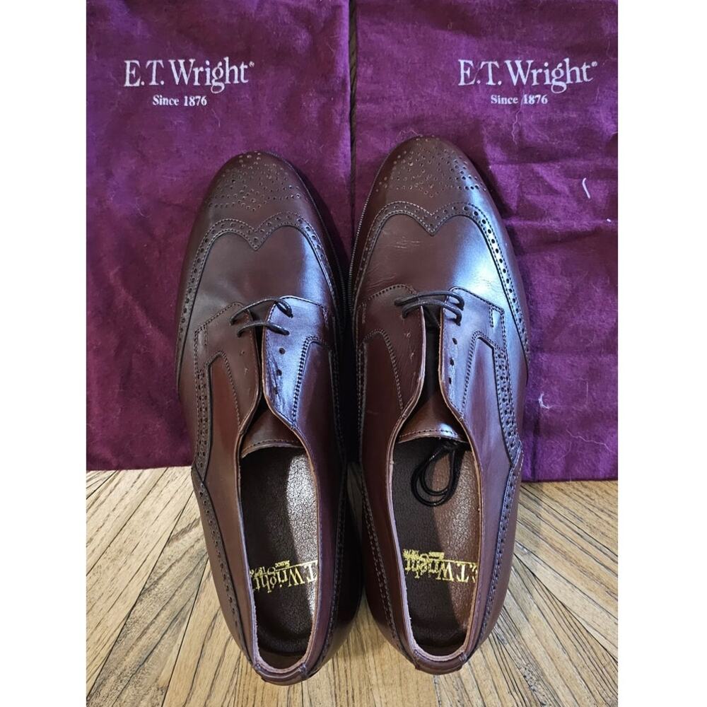 E.T. Wright men's brown leather wingtip oxford shoes, made in Italy, 10.5 XW